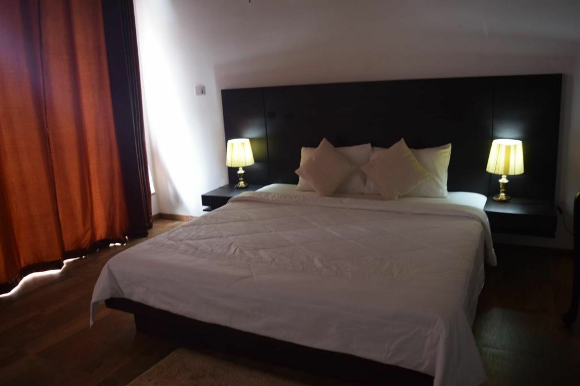 Bee View Home Stay Kandy Eksteriør billede